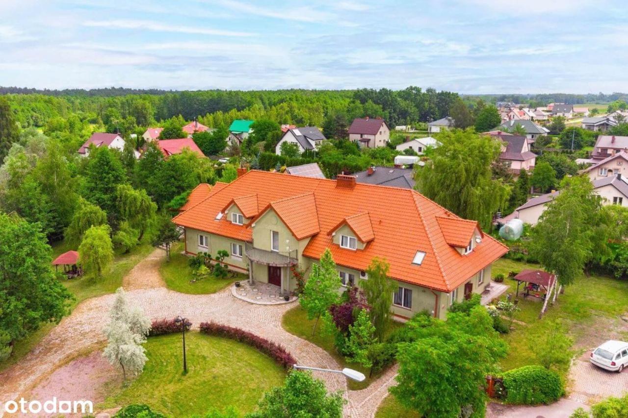 Noclegi Na Wsi Ania Okszow Exteriör bild